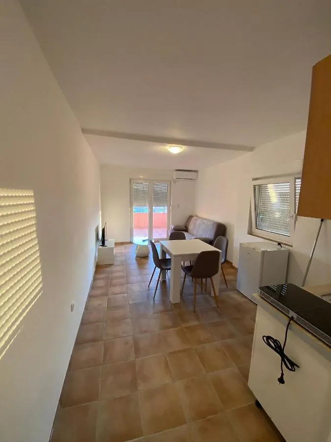 Apartments Dalmatia location