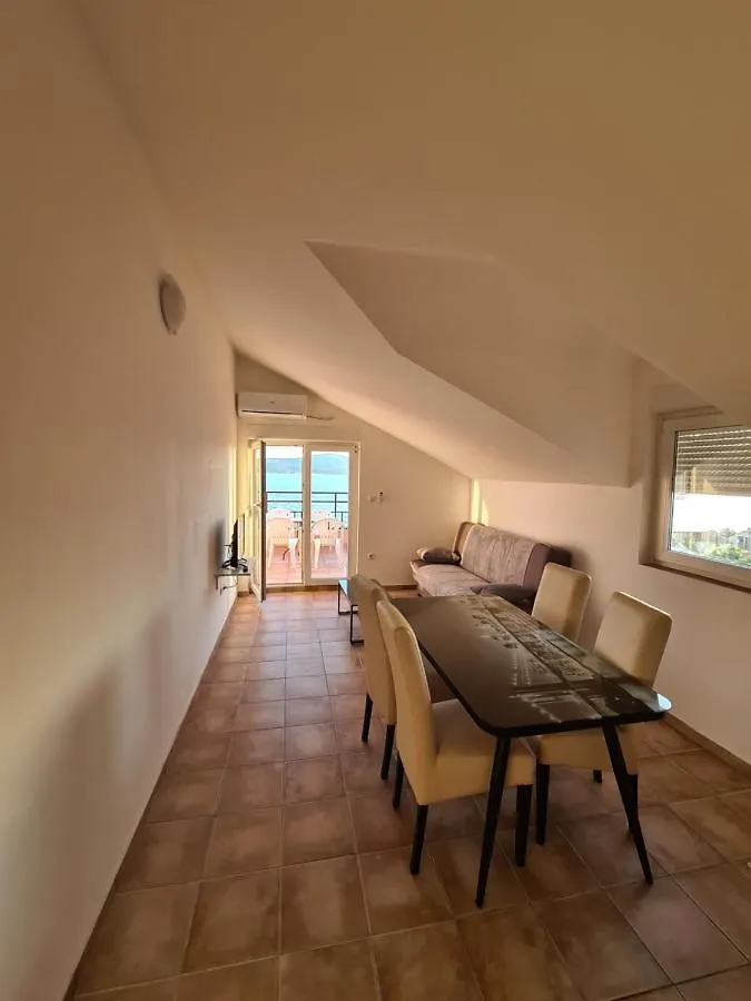 Guest house Apartments Dalmatia Sveti Petar